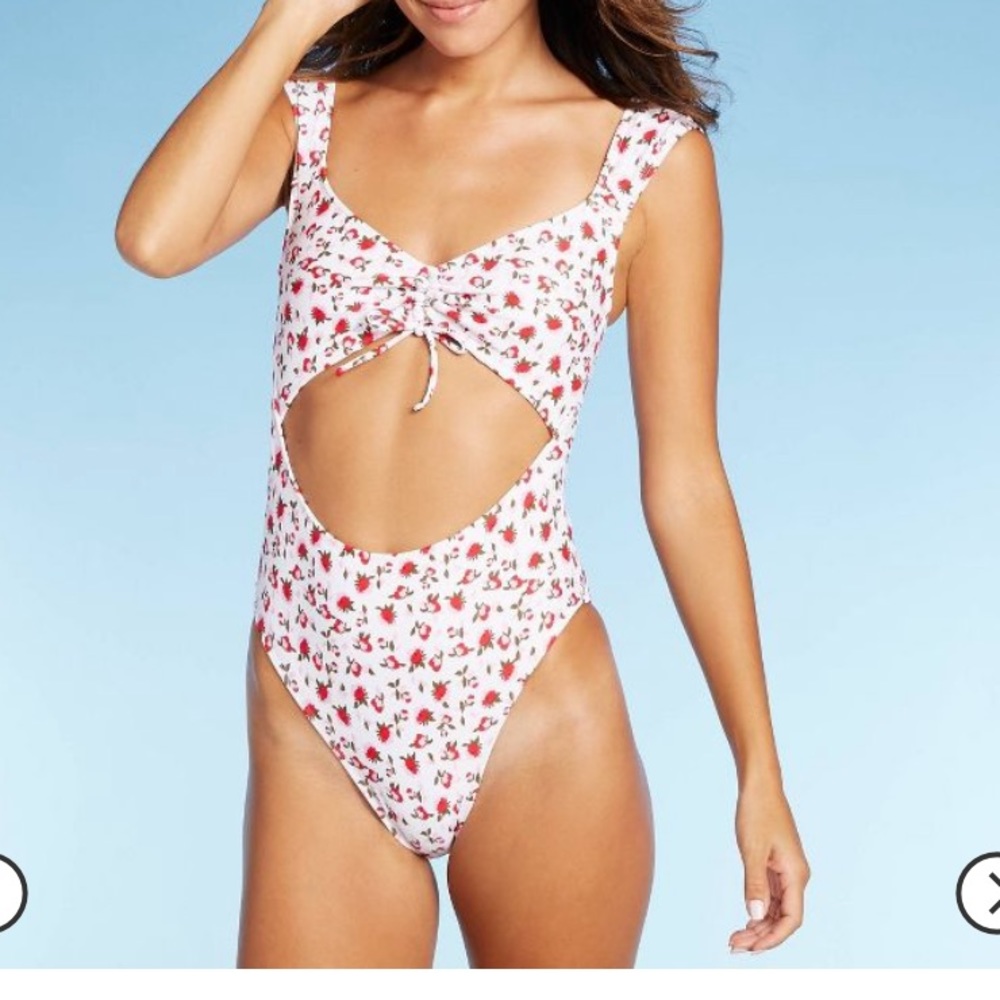 super cute floral swim suit!